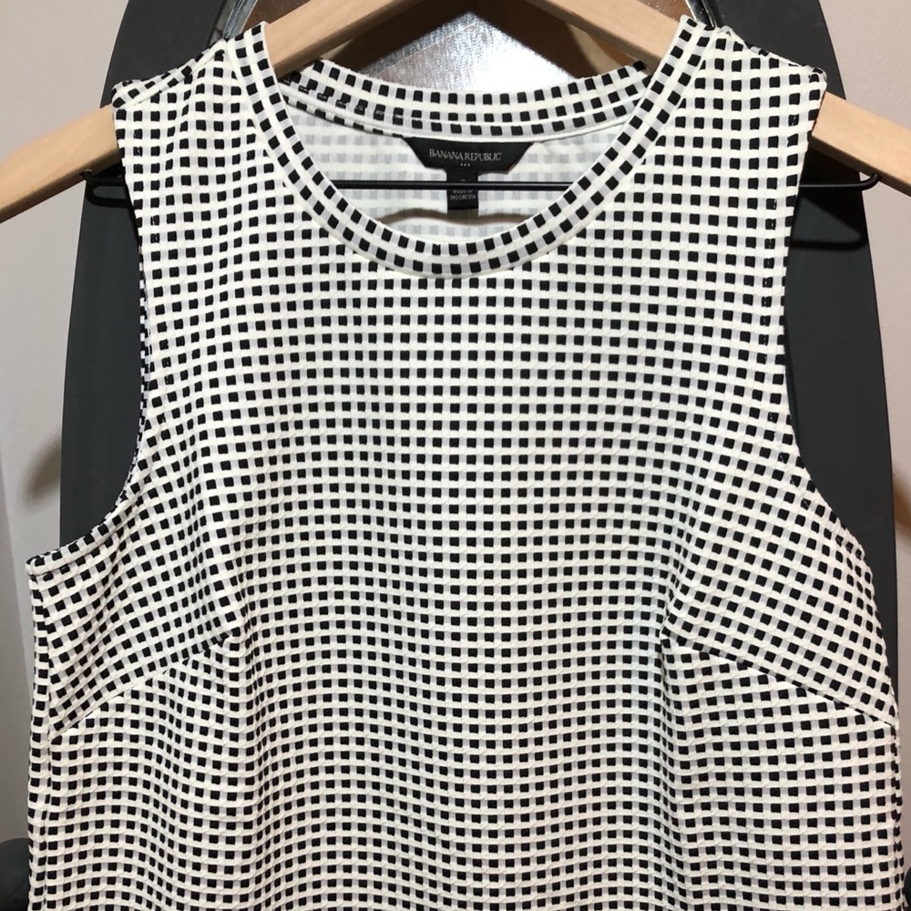 NWT Banana Republic Gingham Sleeveless Blouse